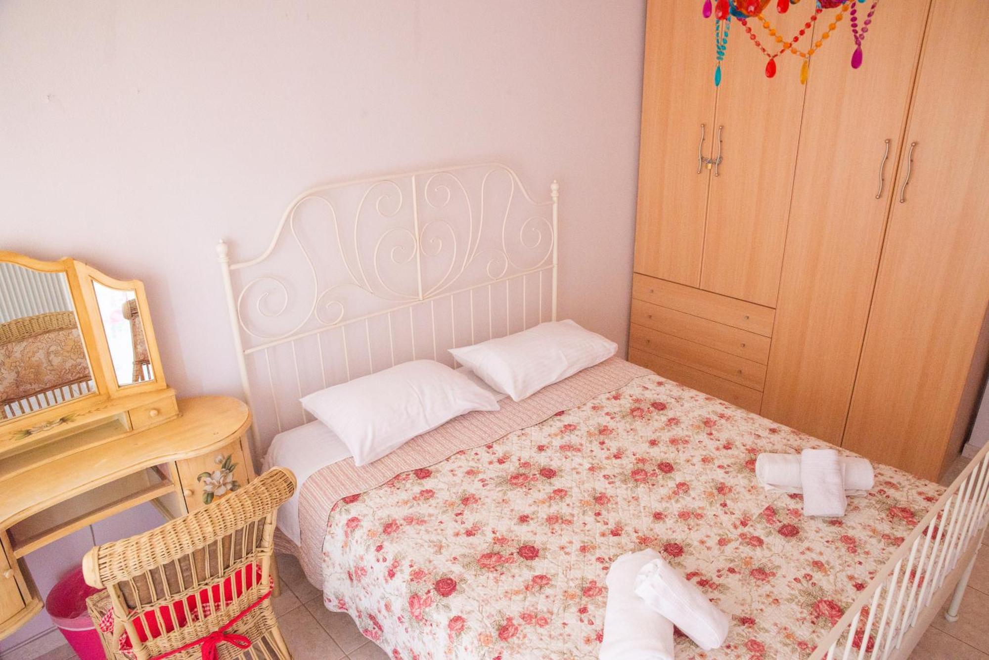 Villa The Early Bird - Cosy 2-Floor House With Garden à Alexandroúpoli Extérieur photo